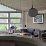Дом отдыха Ljuba - 1-3km From The Sea By Interhome Йёрринг