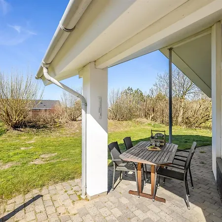 Dom wakacyjny Ljuba - 1-3km From The Sea By Interhome Hjørring